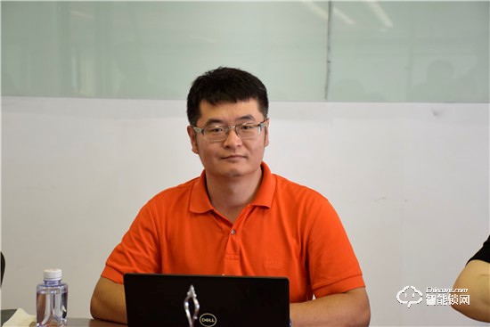 中国智能锁行业考察团，走进CSLP中国智能锁共享产业平台