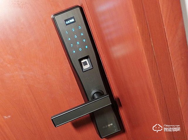 20.方正智能锁评测：高科技时代，用方正智能锁住家的安全