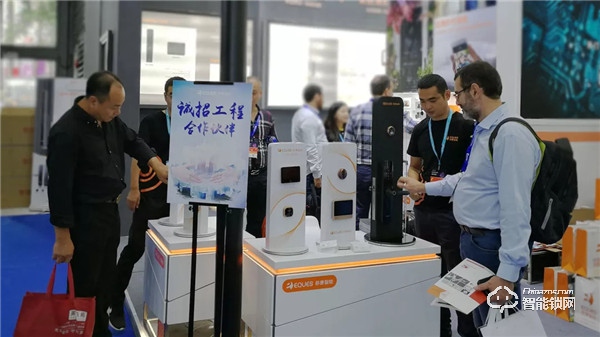 深圳安博会首日，移康全系列AI单品、套装齐亮相！