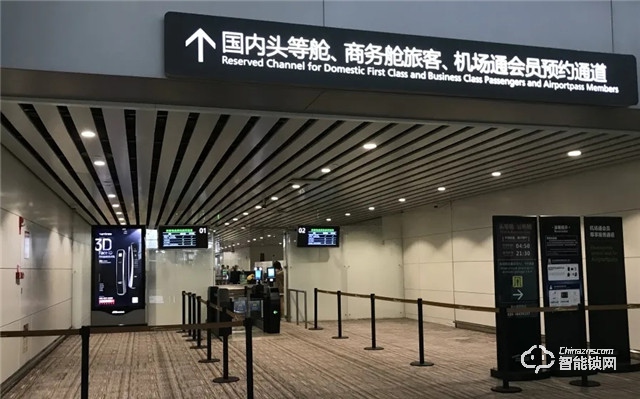 天能新品广告再次登陆广州白云机场，赋能升级！
